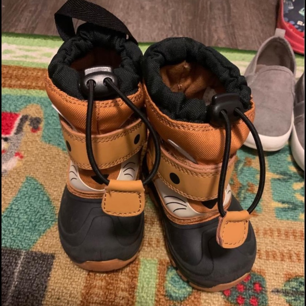 Cat and jack snow boots